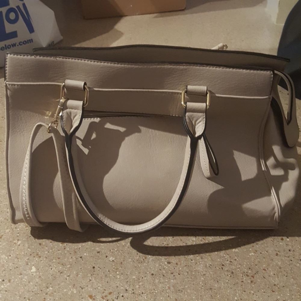 Shoulder bag